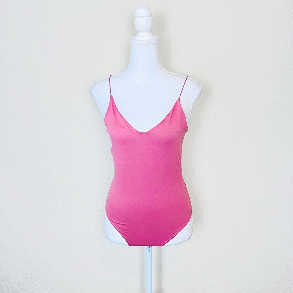 NWT Mauve Dusty Pink Soft V-Neck Low Back Thin Strap Strappy Lined Bodysuit